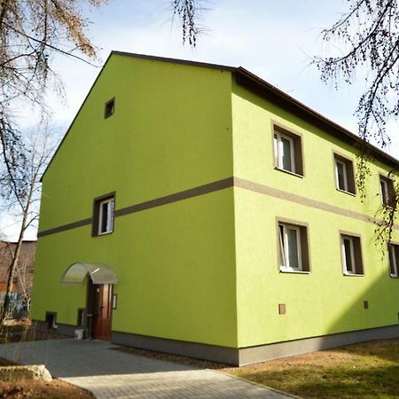 Apartmany - Skolni Chomutov Extérieur photo