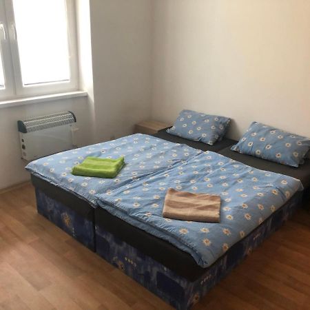 Apartmany - Skolni Chomutov Extérieur photo