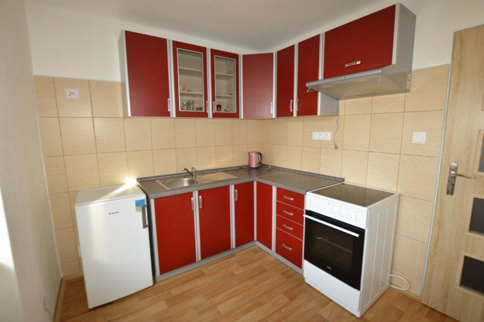 Apartmany - Skolni Chomutov Extérieur photo