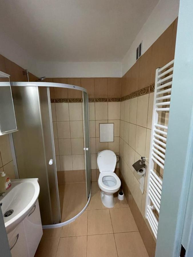 Apartmany - Skolni Chomutov Extérieur photo