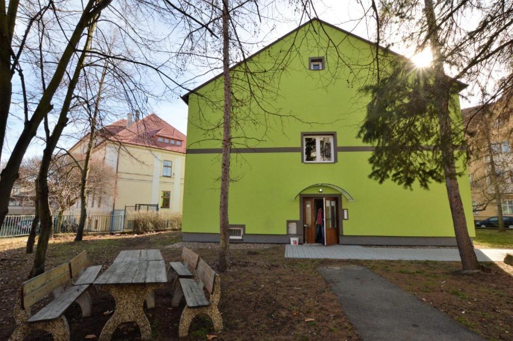 Apartmany - Skolni Chomutov Extérieur photo